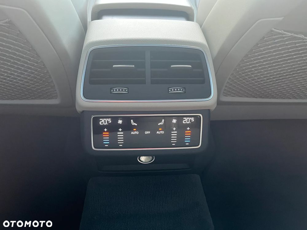 Audi A6 Avant 50 TDI quattro tiptronic sport - 25