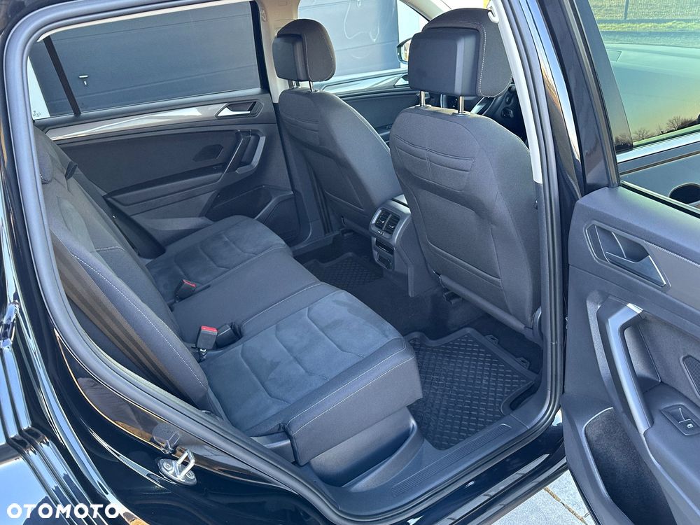 Volkswagen Tiguan 2.0 TDI SCR Elegance DSG - 24