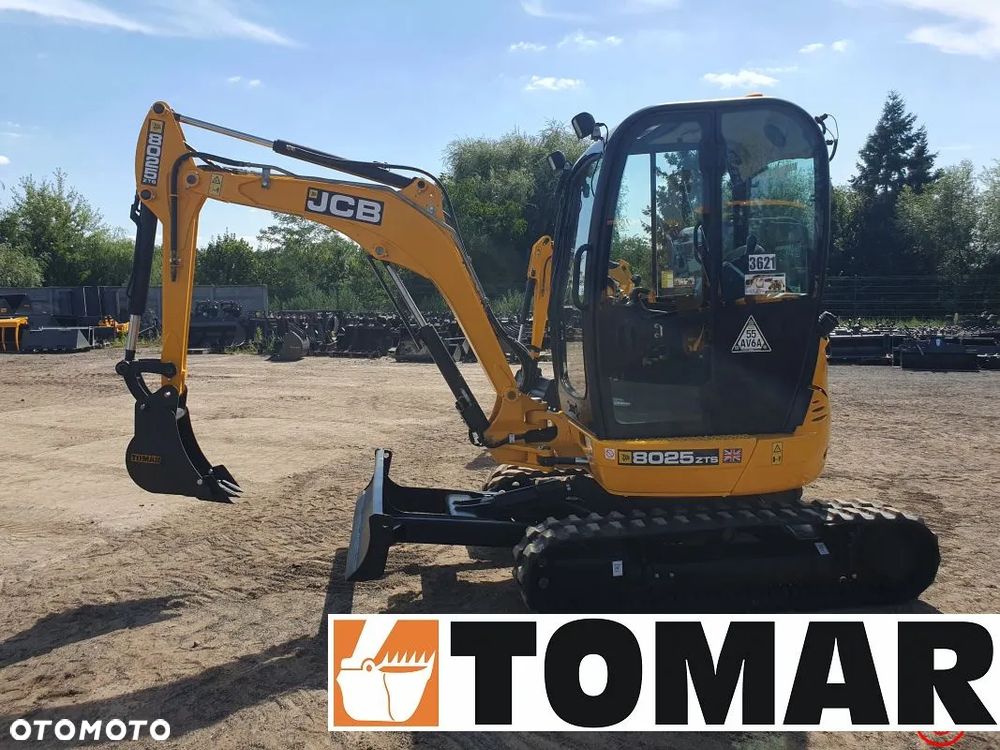JCB 8025 - 5