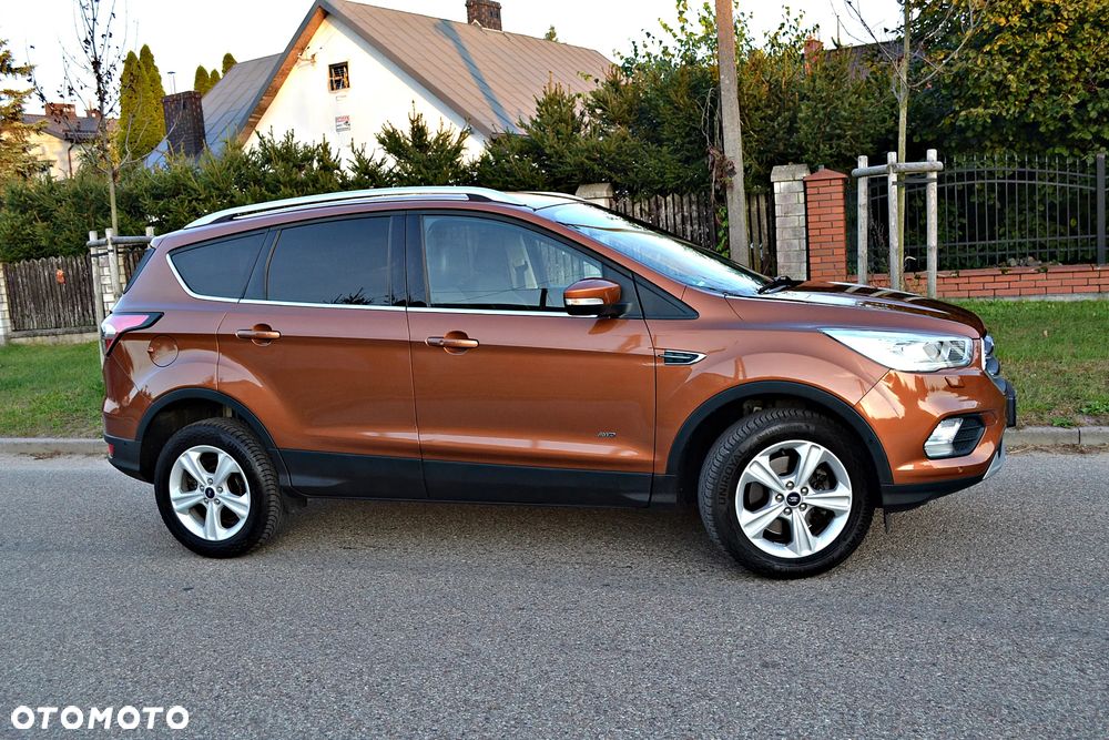 Ford Kuga 1.5 EcoBoost 4x4 Titanium - 24