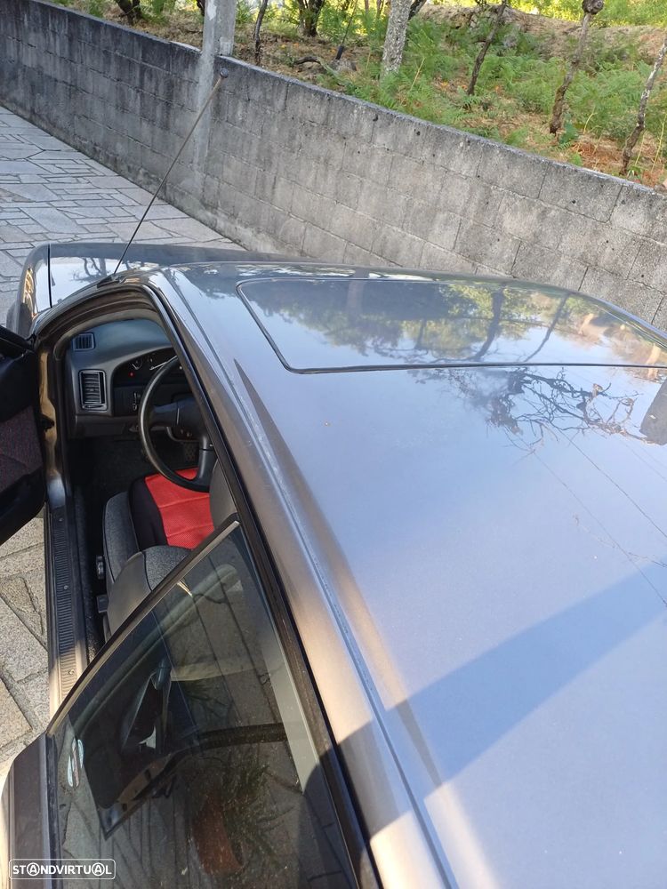 Toyota Corolla 1.3 - 4