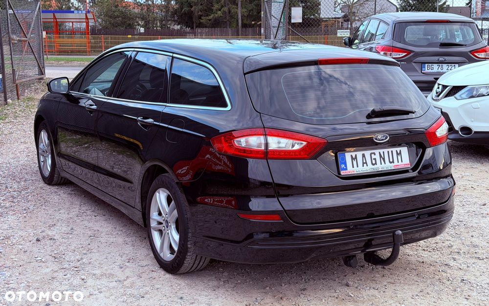 Ford Mondeo - 33