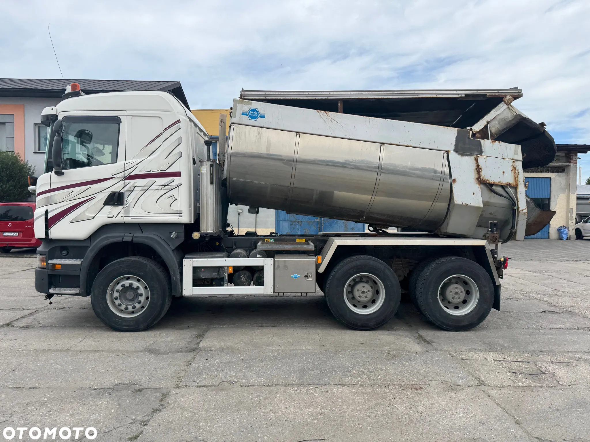 Scania R560 6X4 - 4