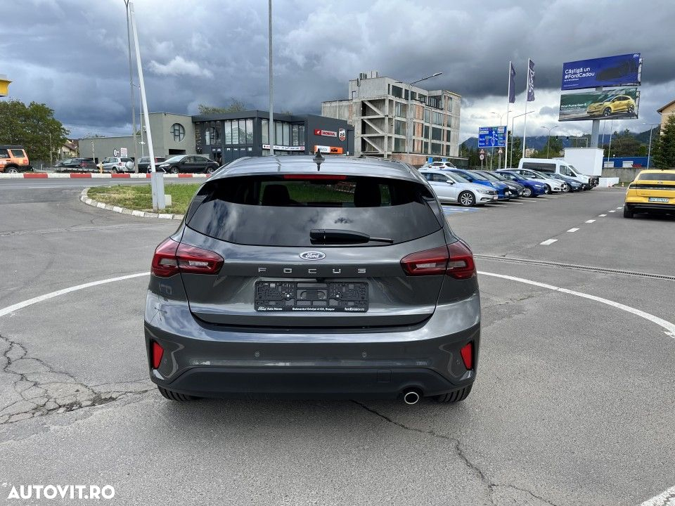Ford Focus - 6