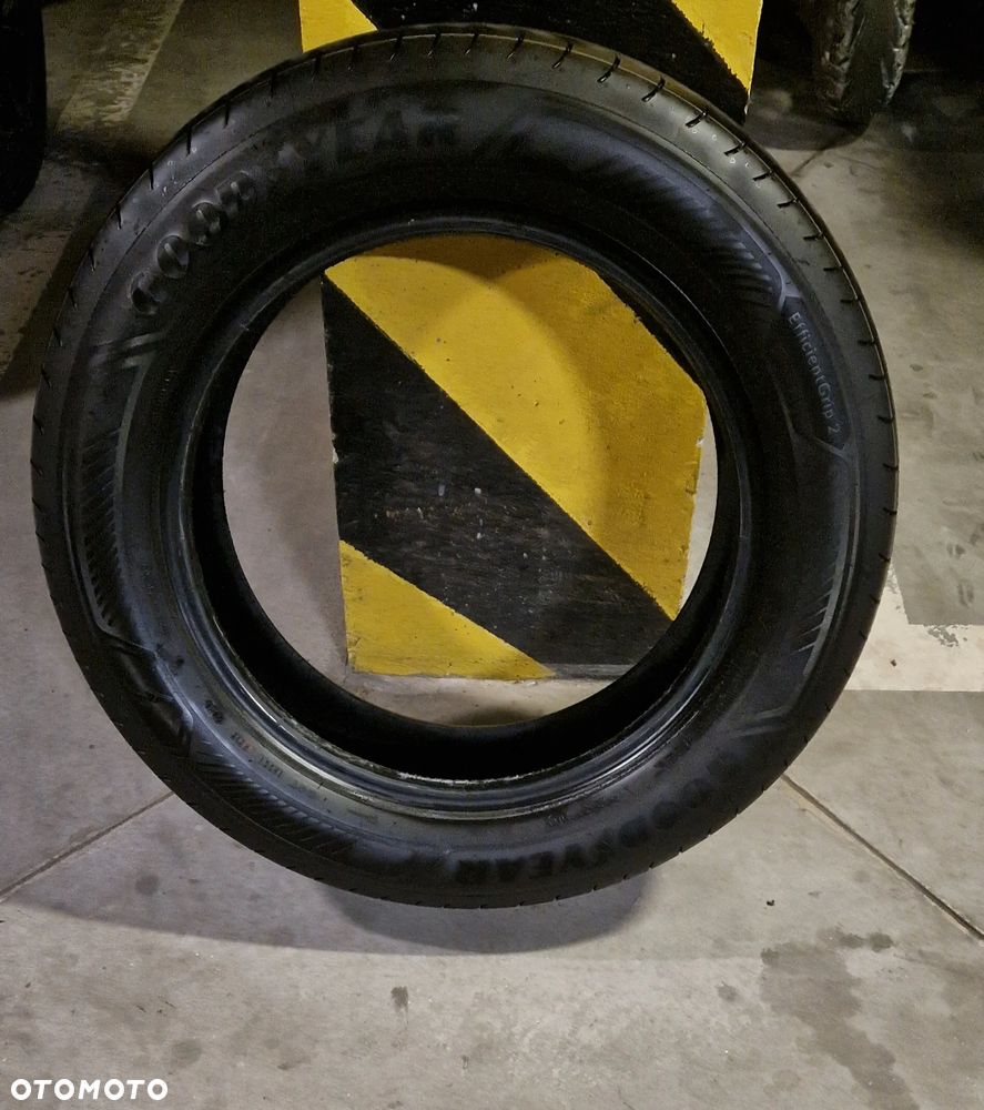 Goodyear EfficientGrip 2 SUV 215/60 r17 96H letnie nowe opony za mniej niż pół ceny - 2
