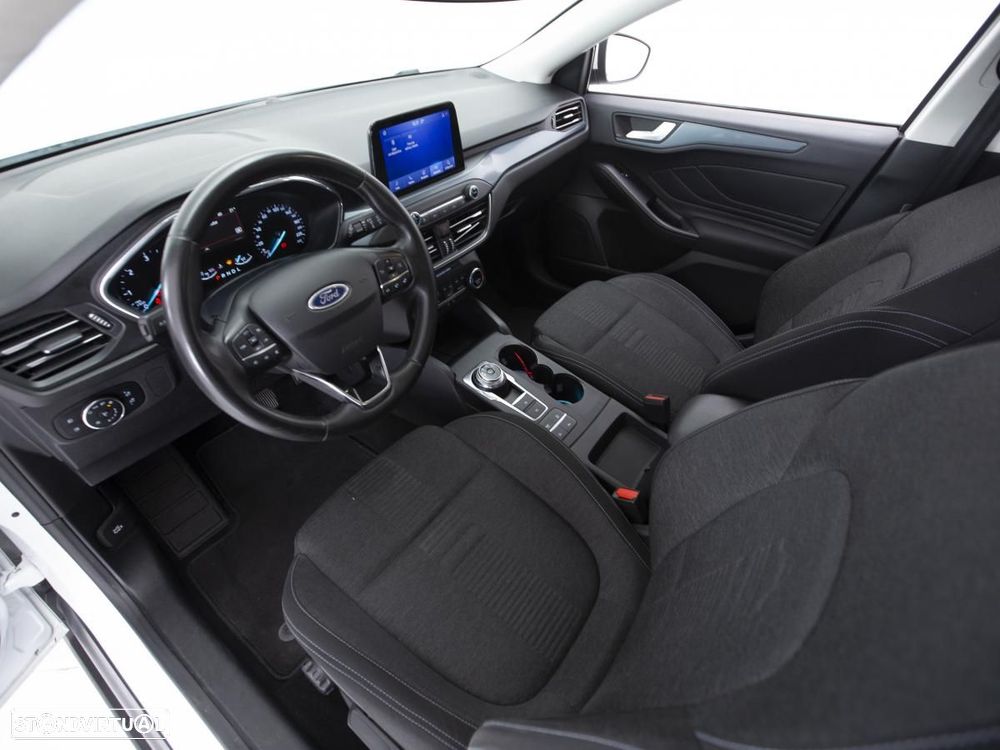 Ford Focus SW 1.5 TDCi EcoBlue Active Aut. — fotografia 8