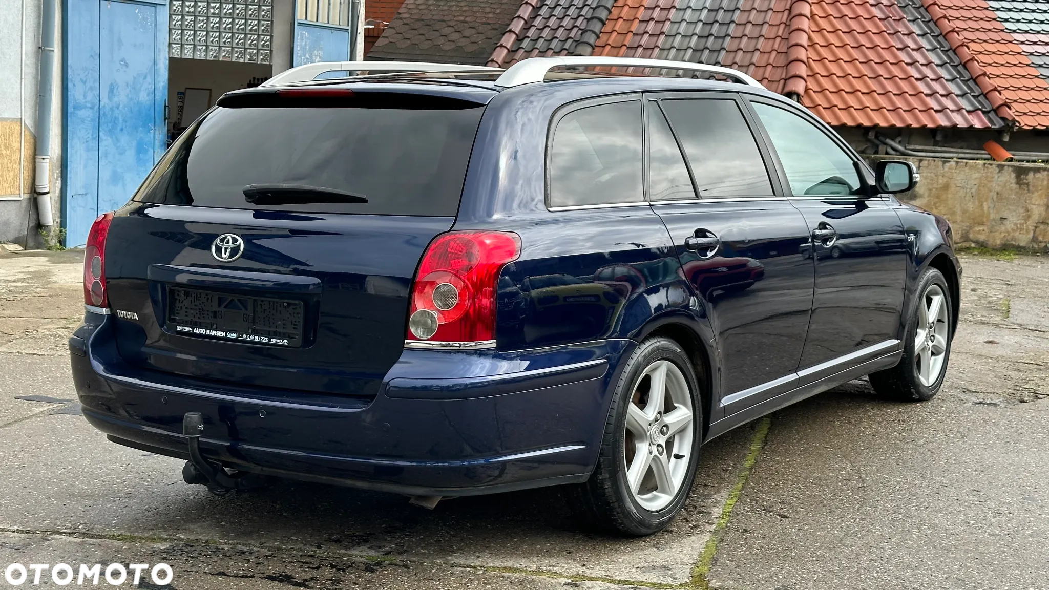 Toyota Avensis 2.2 D-4D Prestige - 3