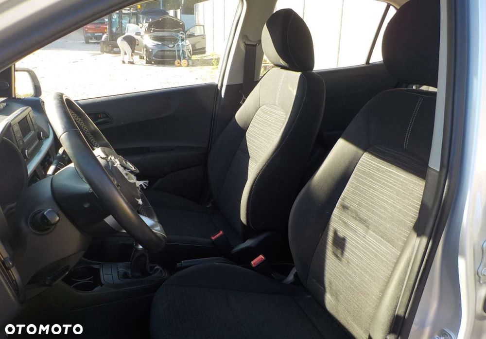 Kia Picanto - 25