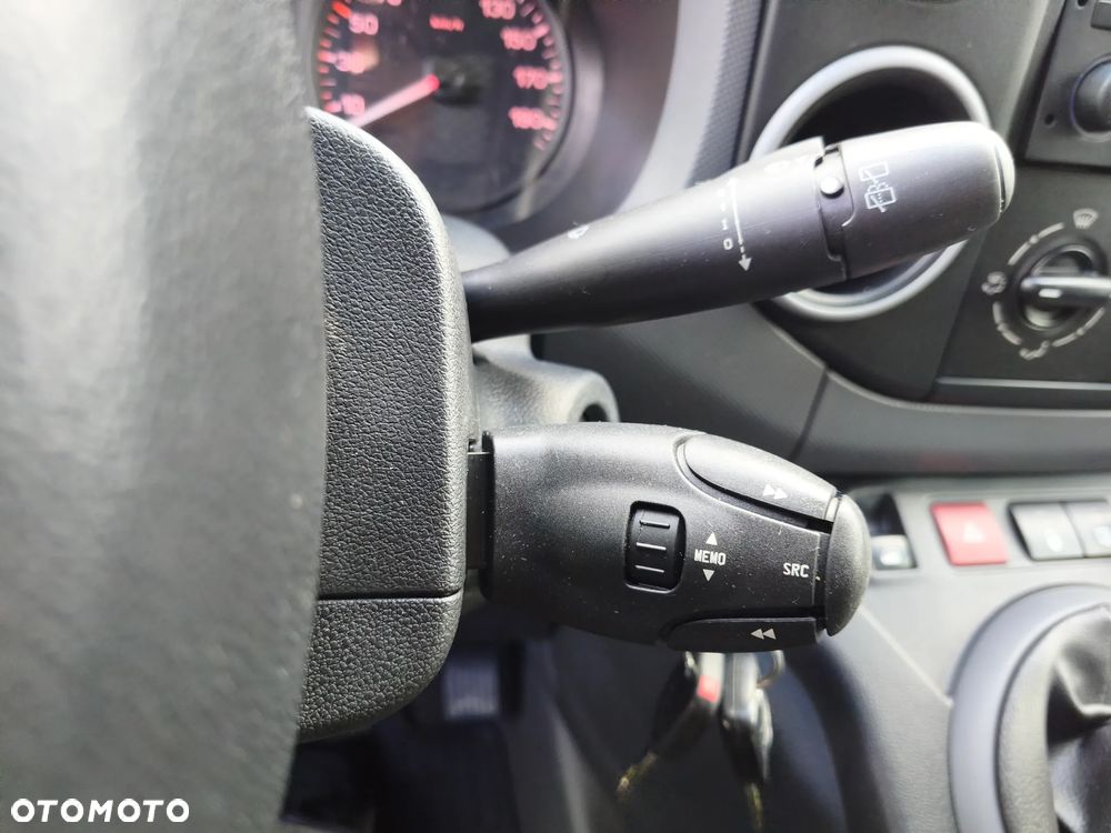 Citroën Berlingo 1.6 VTi Seduction - 27