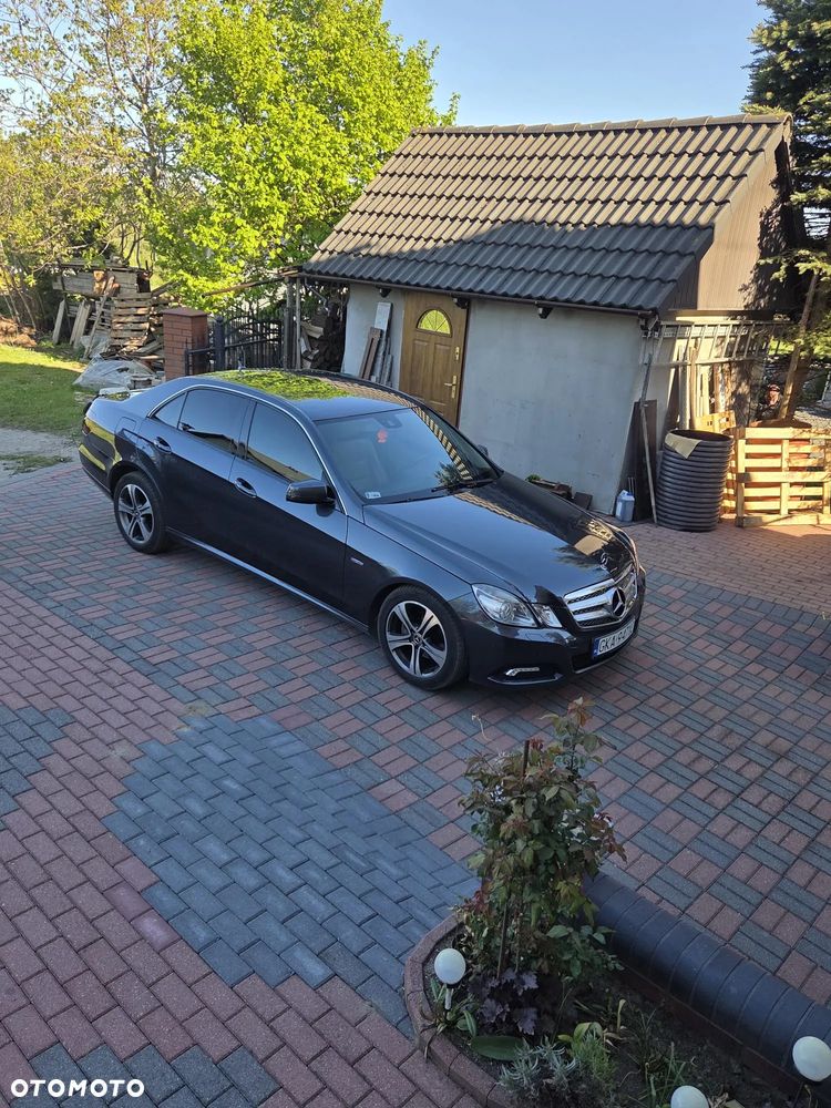 Mercedes-Benz Klasa E 220 CDI DPF BlueEFFICIENCY Automatik - 4