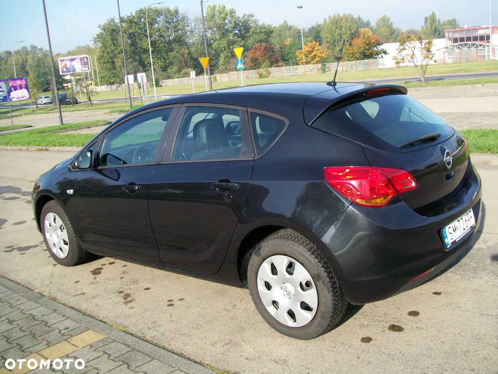 Opel Astra - 3