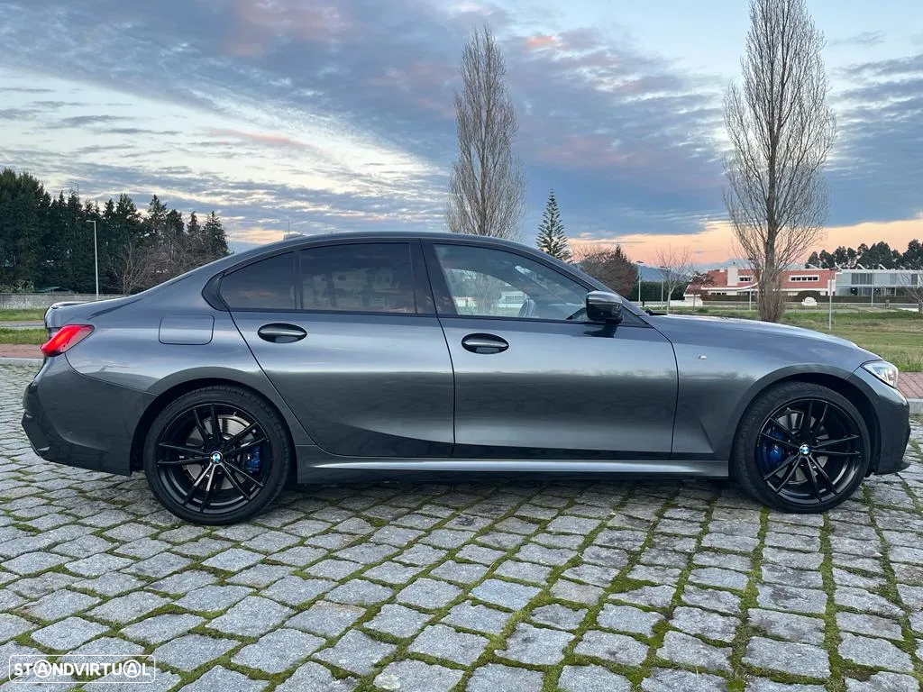 BMW 330 e Pack 50 anos M Auto - 3