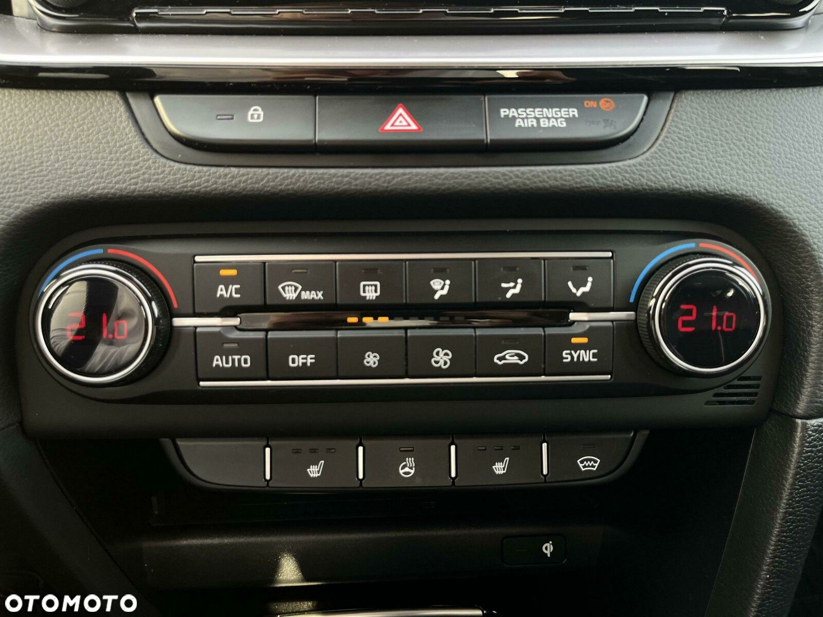 Kia XCeed - 29