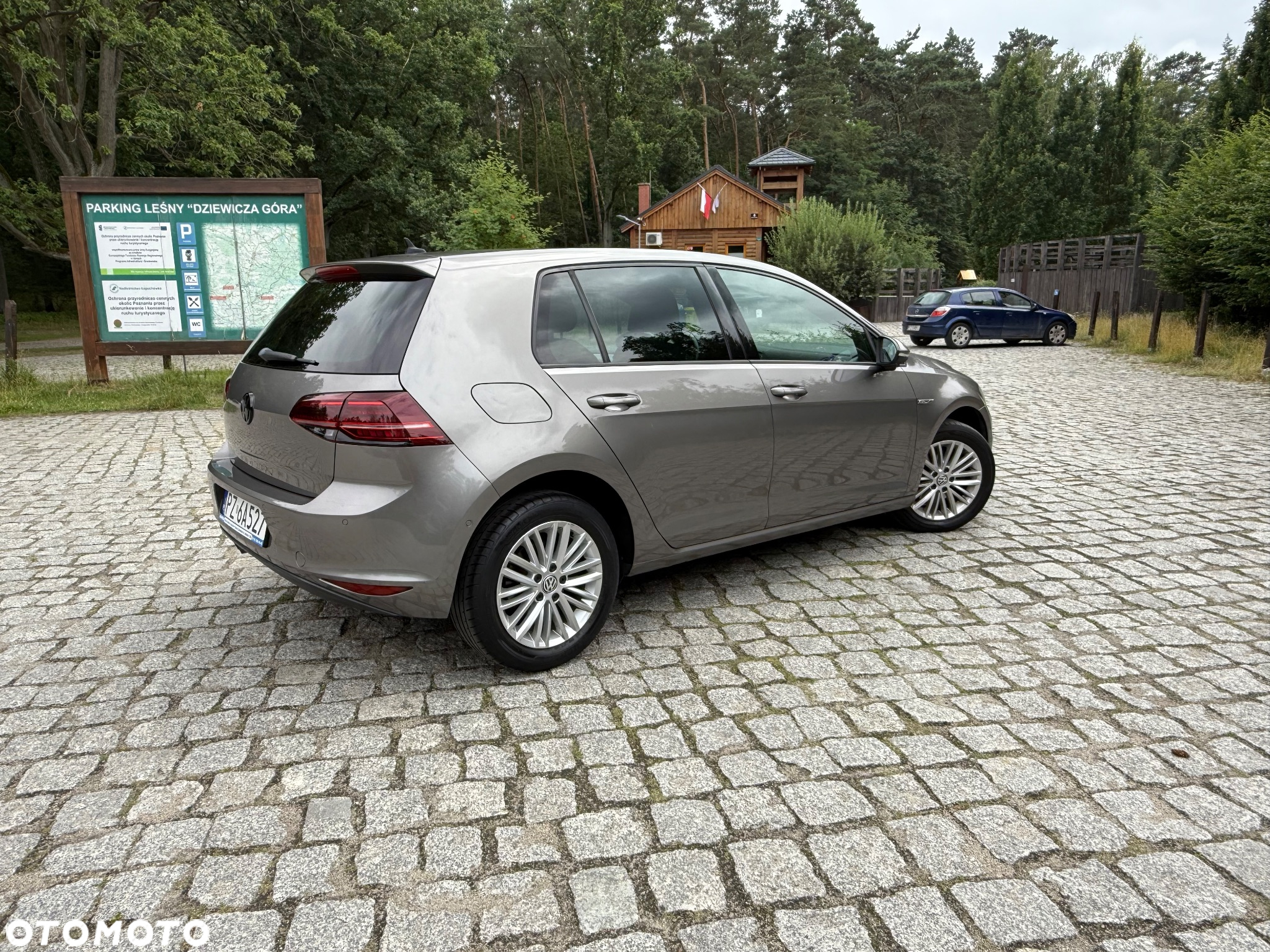 Volkswagen Golf 1.4 TSI BlueMotion Technology DSG Cup - 4