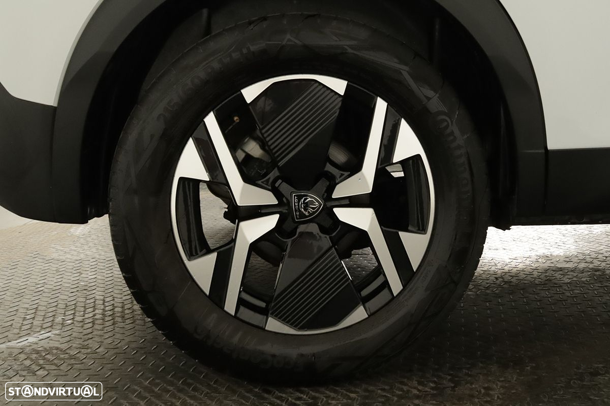 Peugeot 2008 1.2 PureTech Allure EAT8 - 5