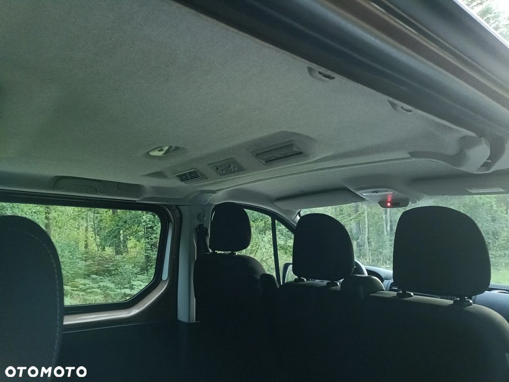 Opel Vivaro - 11