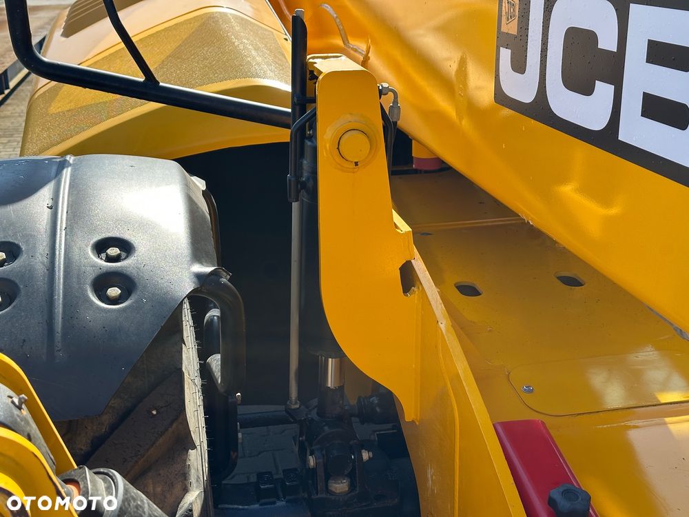 JCB 540-140 Hi Viz - 10