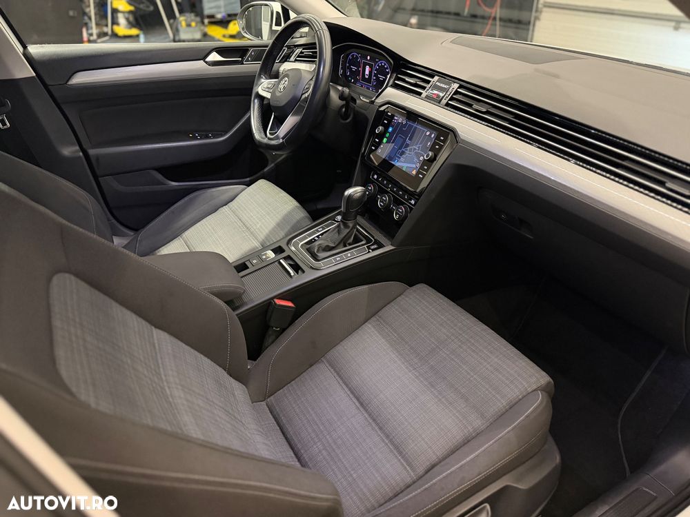 Volkswagen Passat ver-2-0-tdi-scr-dsg-comfortline - 16