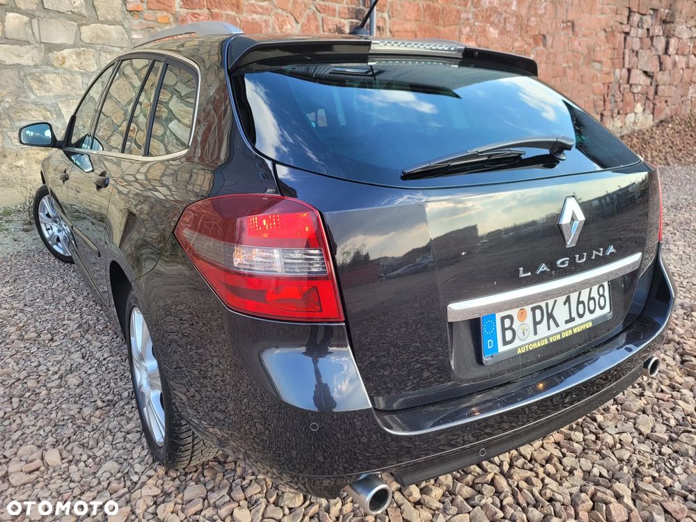 Renault Laguna dCi 150 FAP Start-Stop GT - 13
