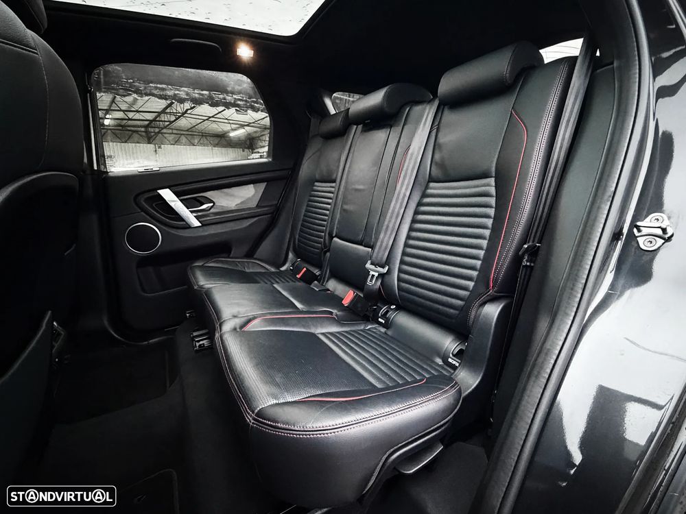 Land Rover Discovery Sport 1.5 I3 P300e AWD R-Dynamic SE - 12