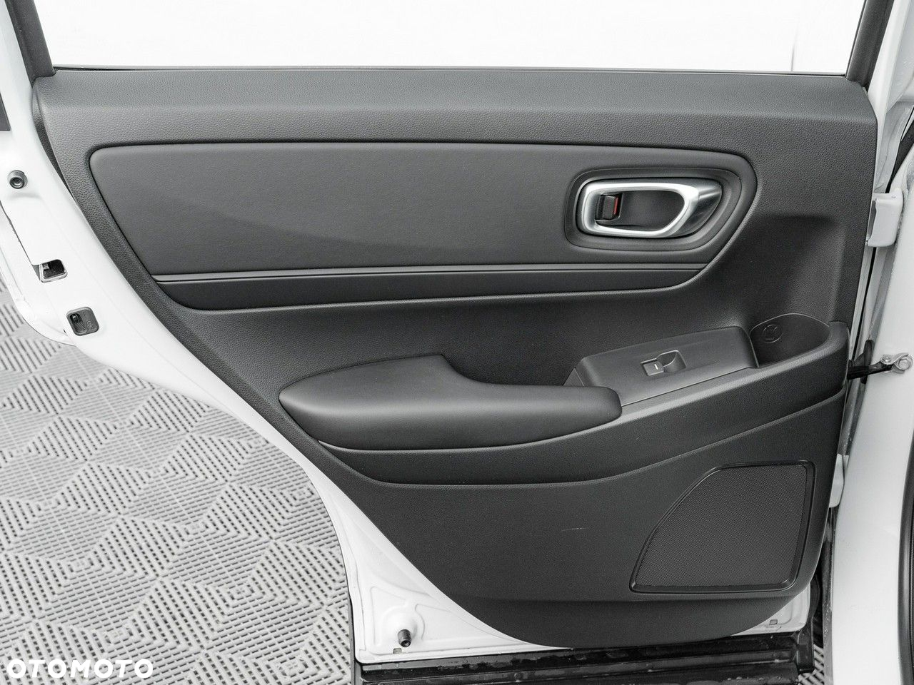 Honda HR-V 1.5 i-MMD Elegance CVT - 23