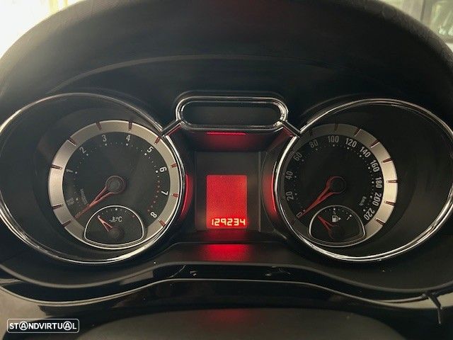 Opel Adam 1.0 T Jam - 11