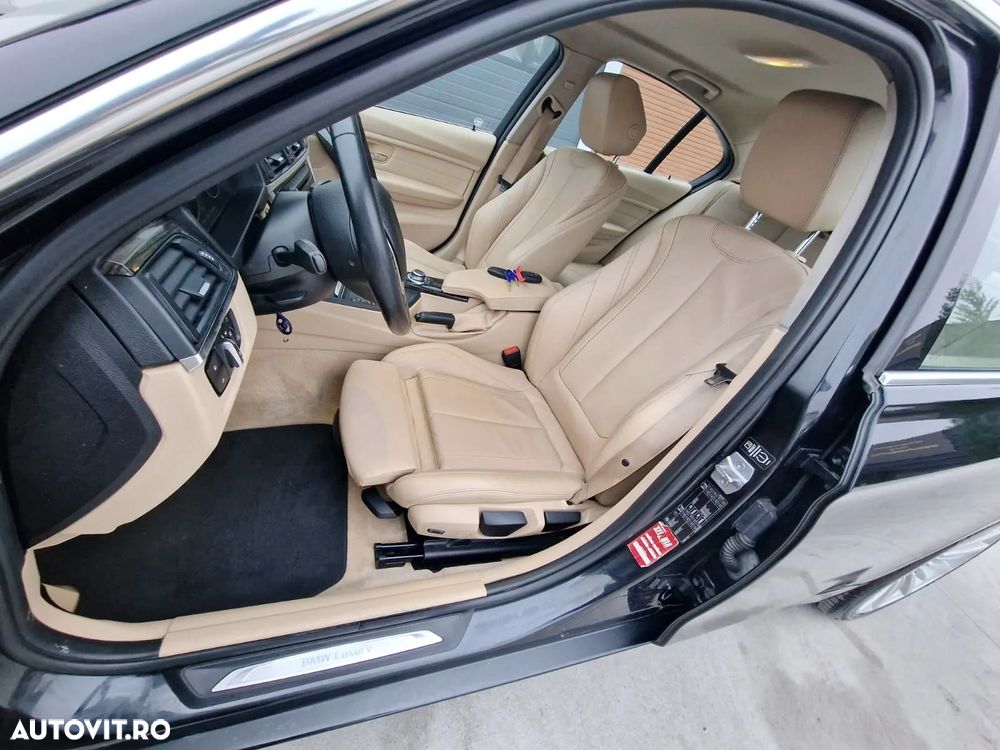 BMW Seria 3 320d Aut. Blue Performance Luxury Line - 11