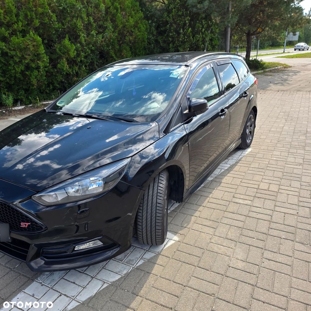 Ford Focus 1.5 TDCi ST-Line - 15
