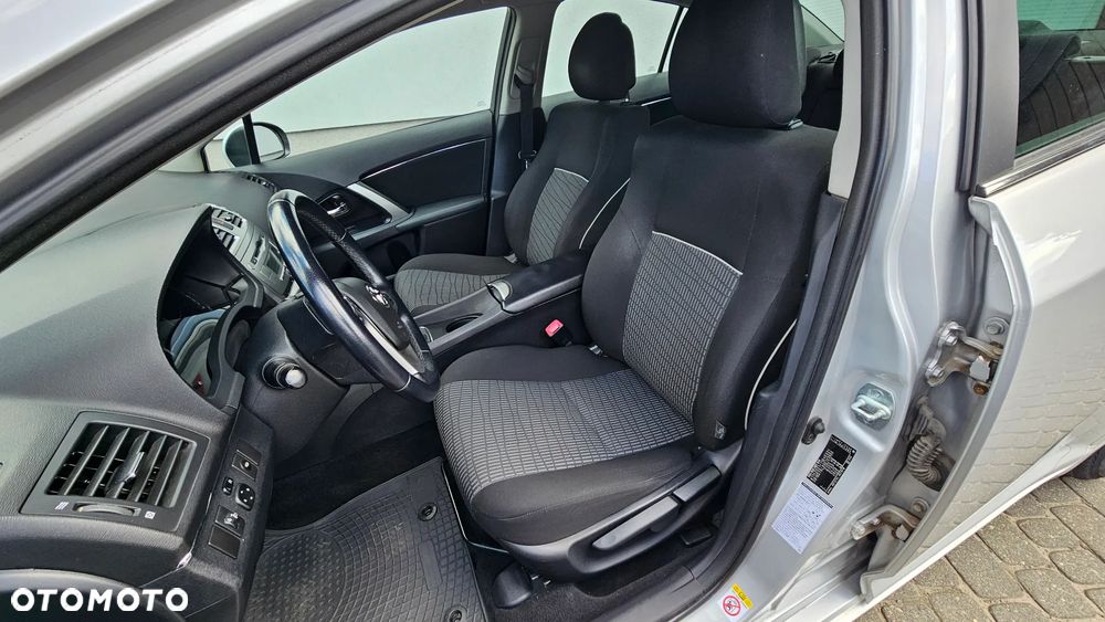 Toyota Avensis 2.0 D-4D Luna - 5