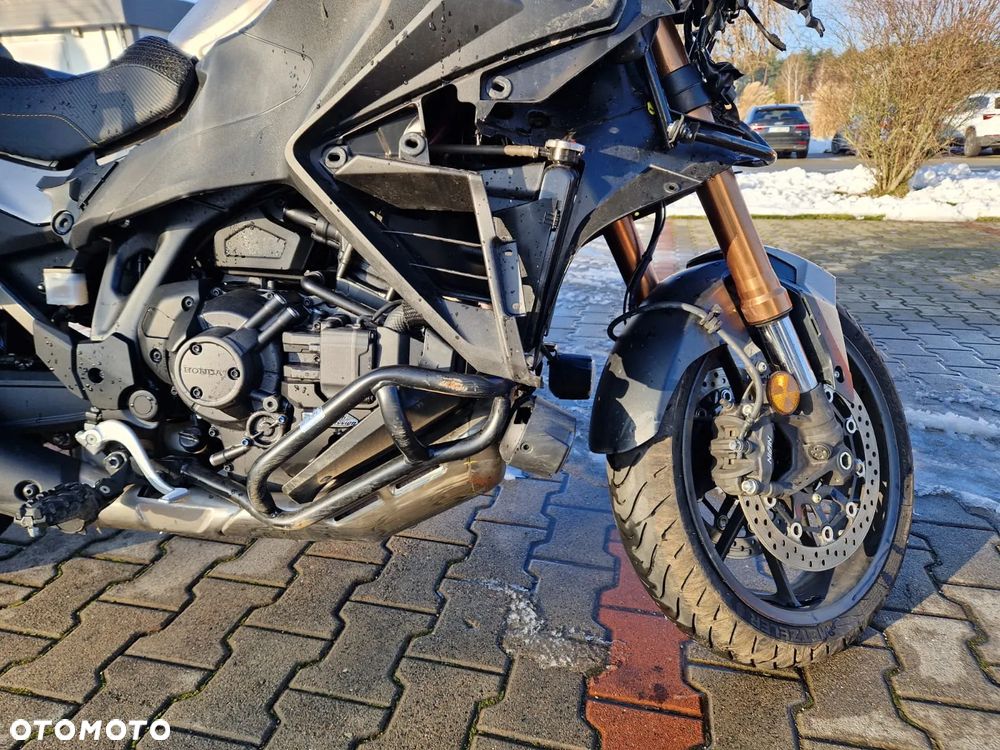 Honda NT - 12