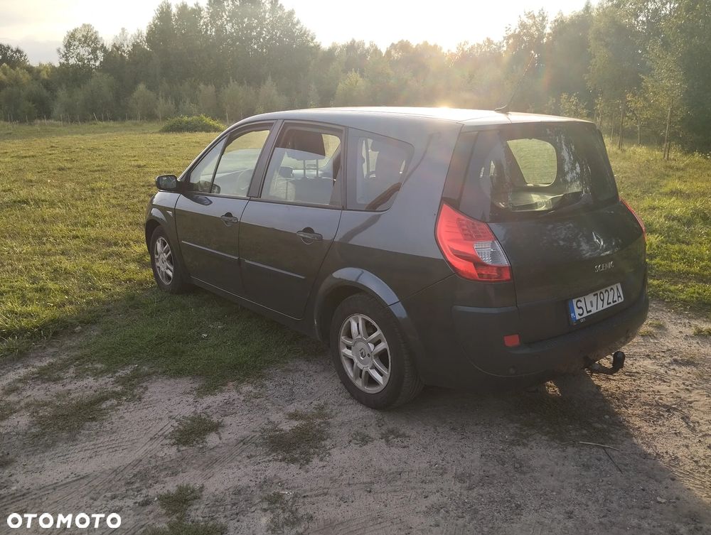 Renault Scenic 2.0 16V Privilege - 5