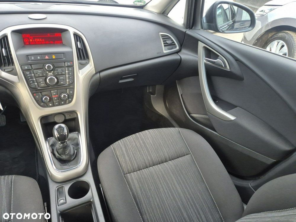 Opel Astra 1.4 Turbo Design Edition - 18