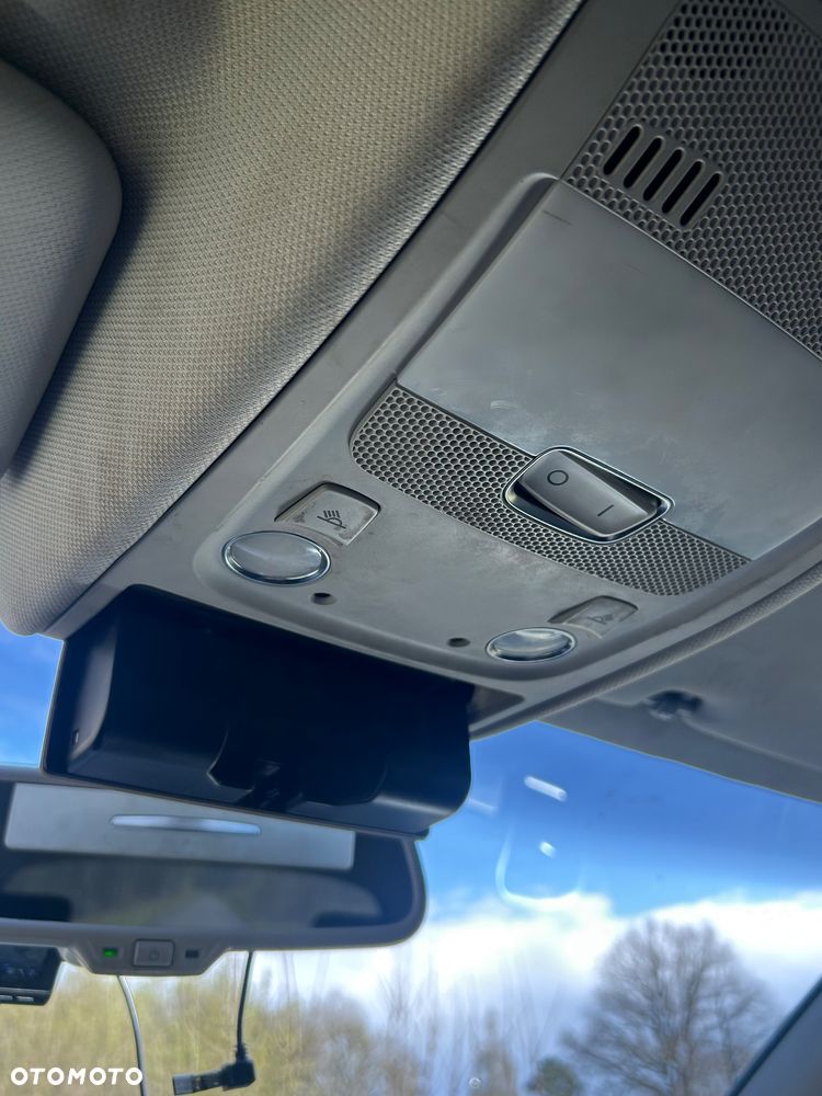 Audi A4 Avant 2.0 TDI - 29