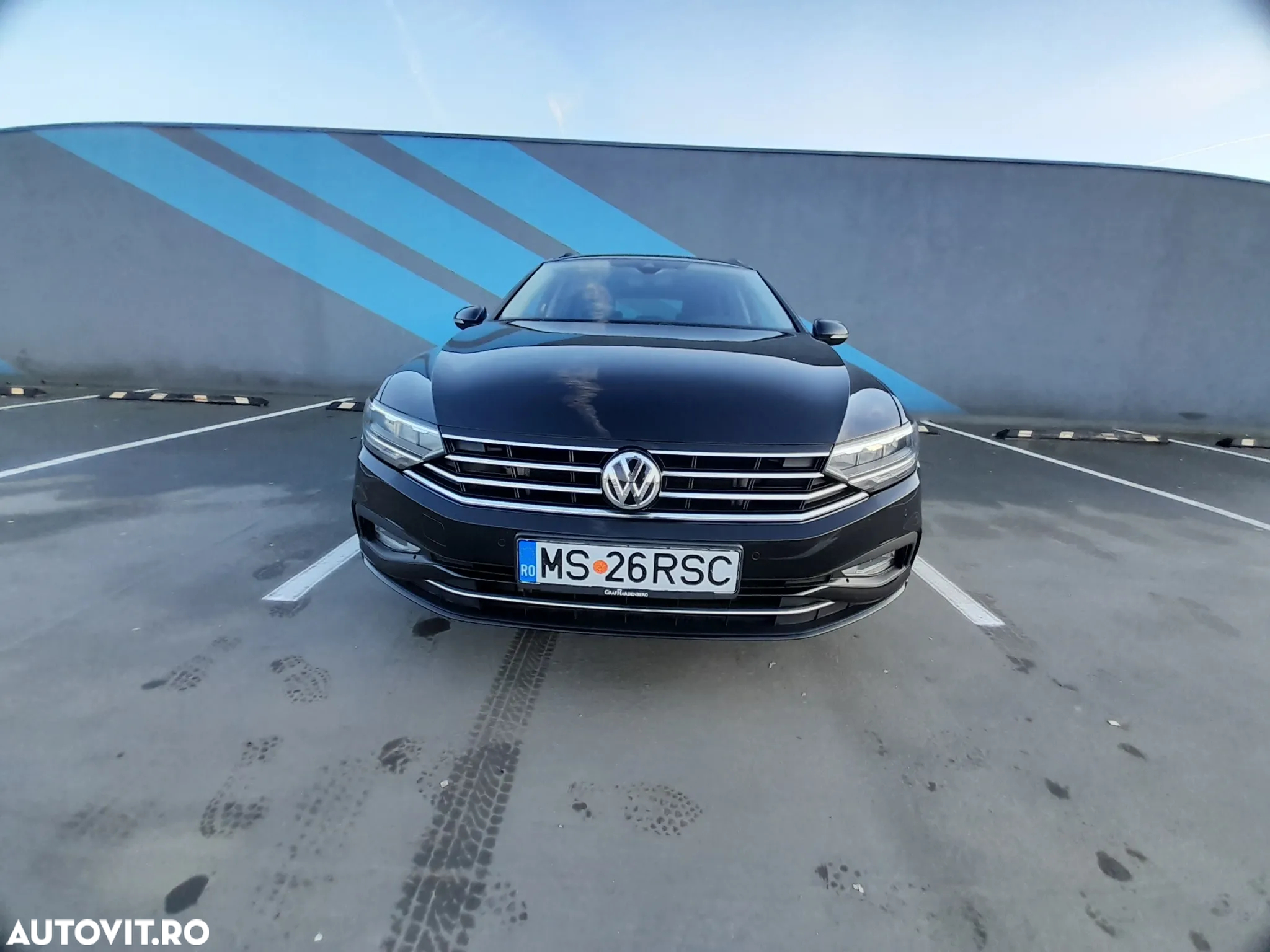 Volkswagen Passat Variant 2.0 TDI DSG Highline - 14