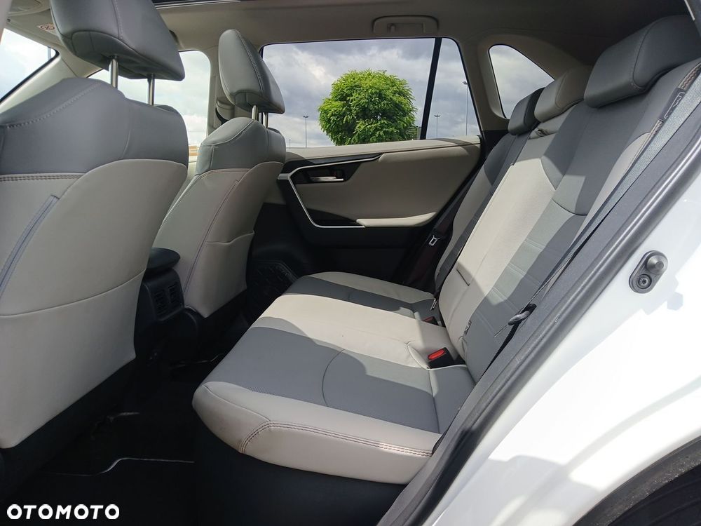 Toyota RAV4 - 39
