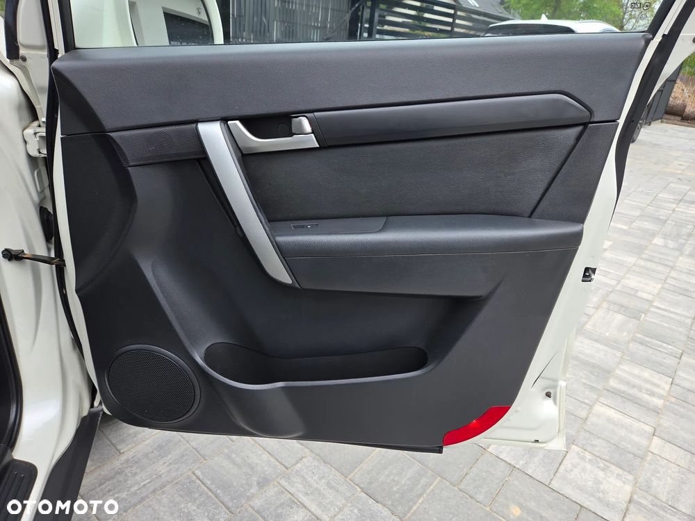 Chevrolet Captiva 2.0 d LS 5os 2WD - 24