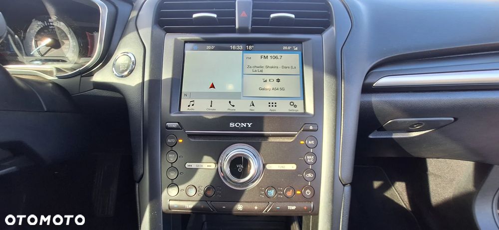 Ford Fusion - 34