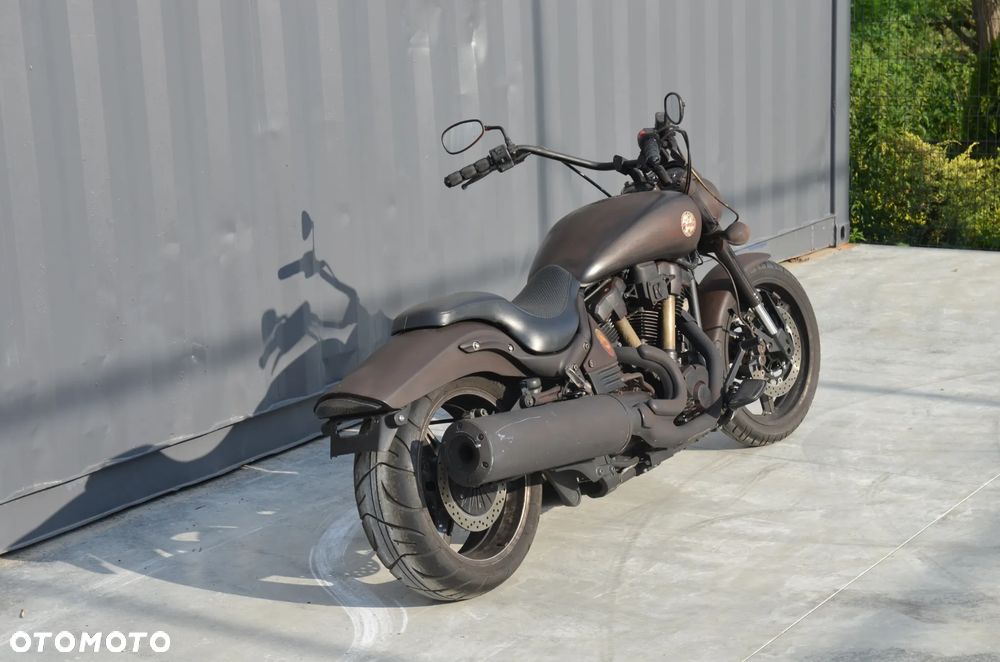 Yamaha Road Star - 23