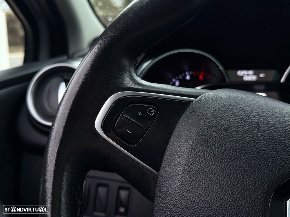 Renault Clio Sport Tourer 1.5 dCi Limited - 20