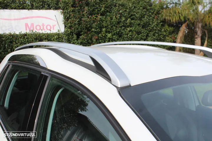 Peugeot 2008 1.2 PureTech Allure - 12
