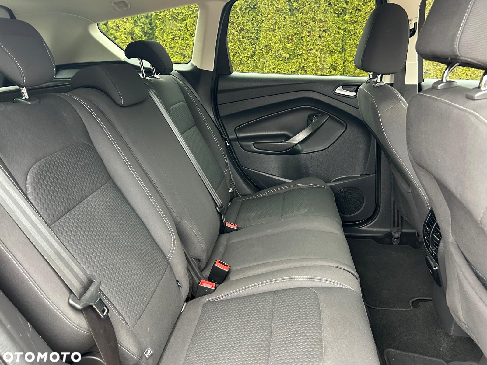 Ford Kuga 2.0 TDCi 4WD Trend - 25