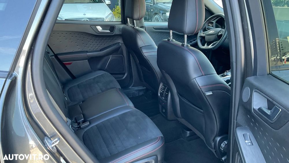 Ford Kuga - 8