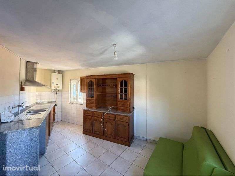 Moradia T2 - Trancoso - Grande imagem: 2/8