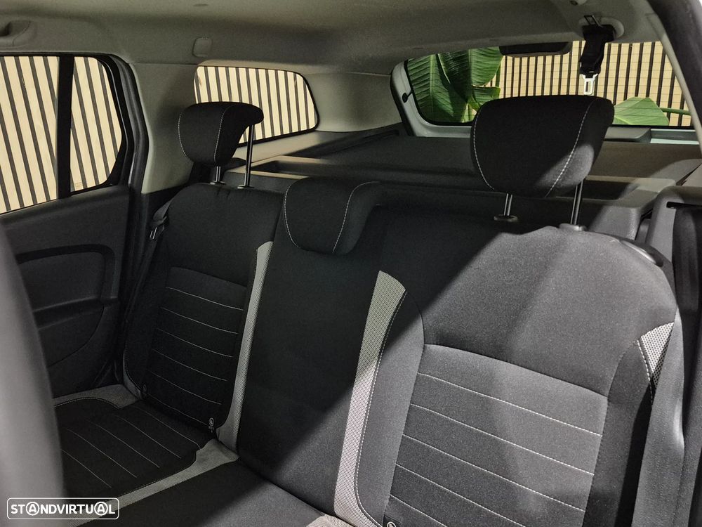 Dacia Logan MCV 0.9 TCe Stepway - 14
