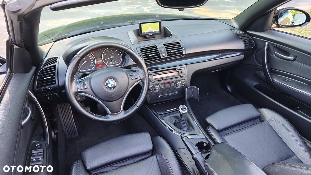 BMW Seria 1 120i - 8
