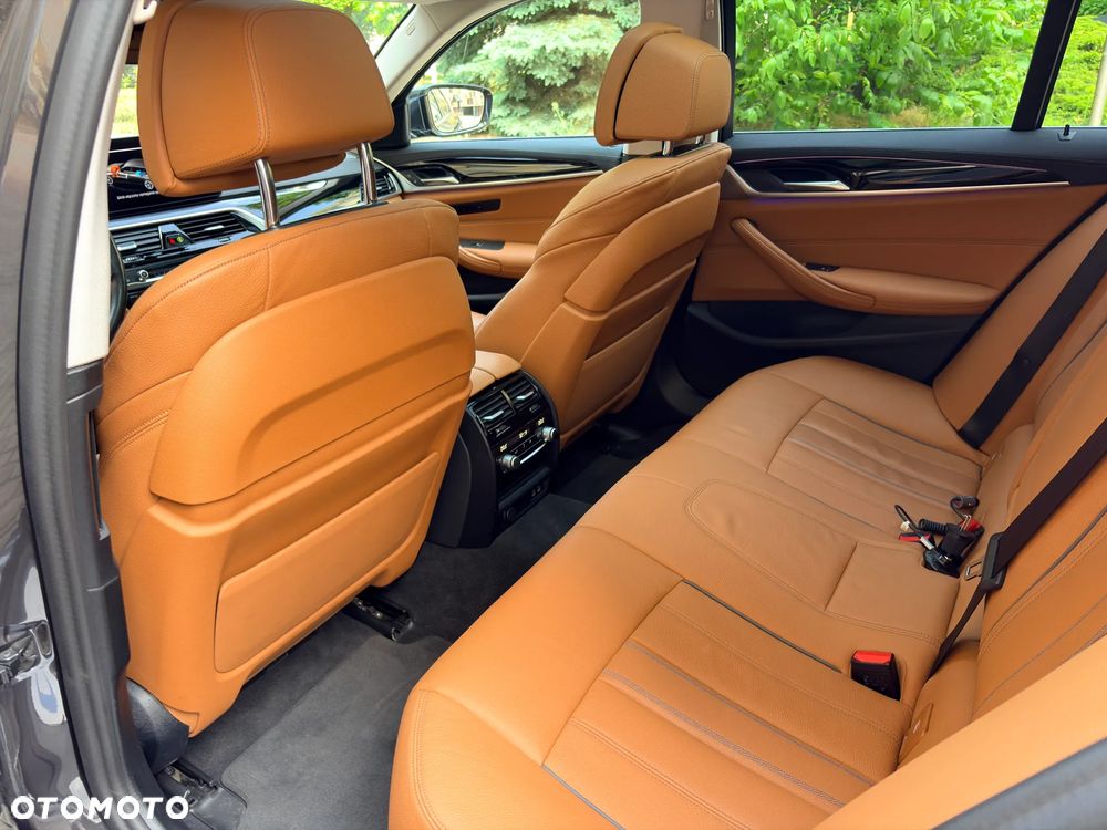 BMW Seria 5 530d mHEV Luxury Line - 6