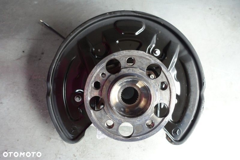 ZWROTNICA PRAWY TYŁ MERCEDES W213 17r. - 2