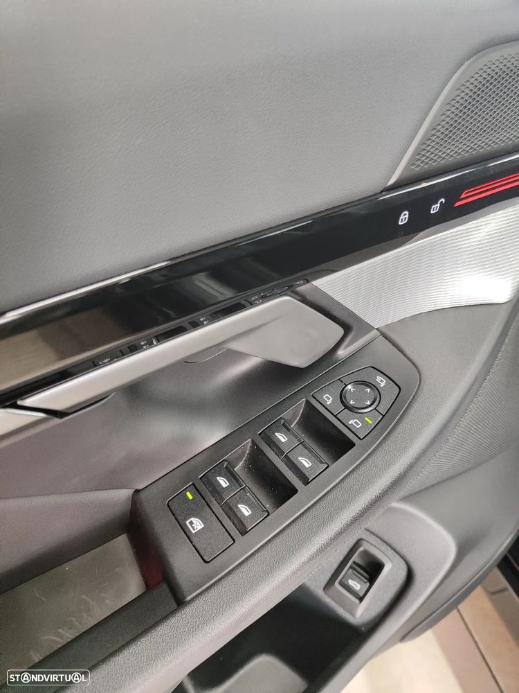 BMW 530 e Pack Desportivo M — fotografia 23