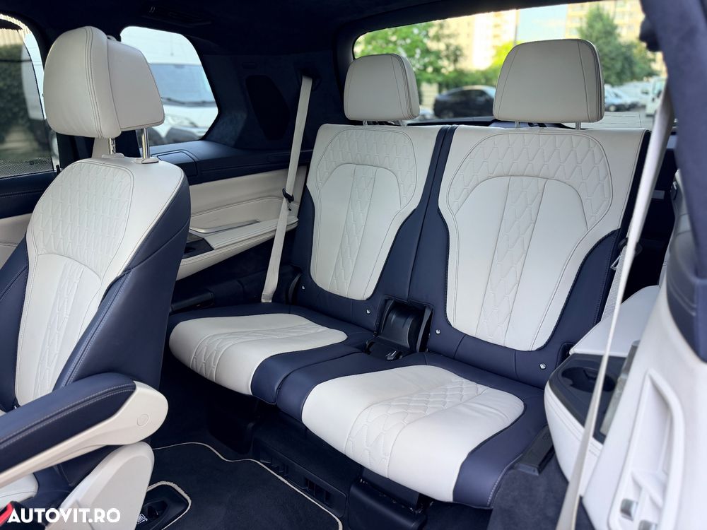 BMW X7 xDrive40i - 19