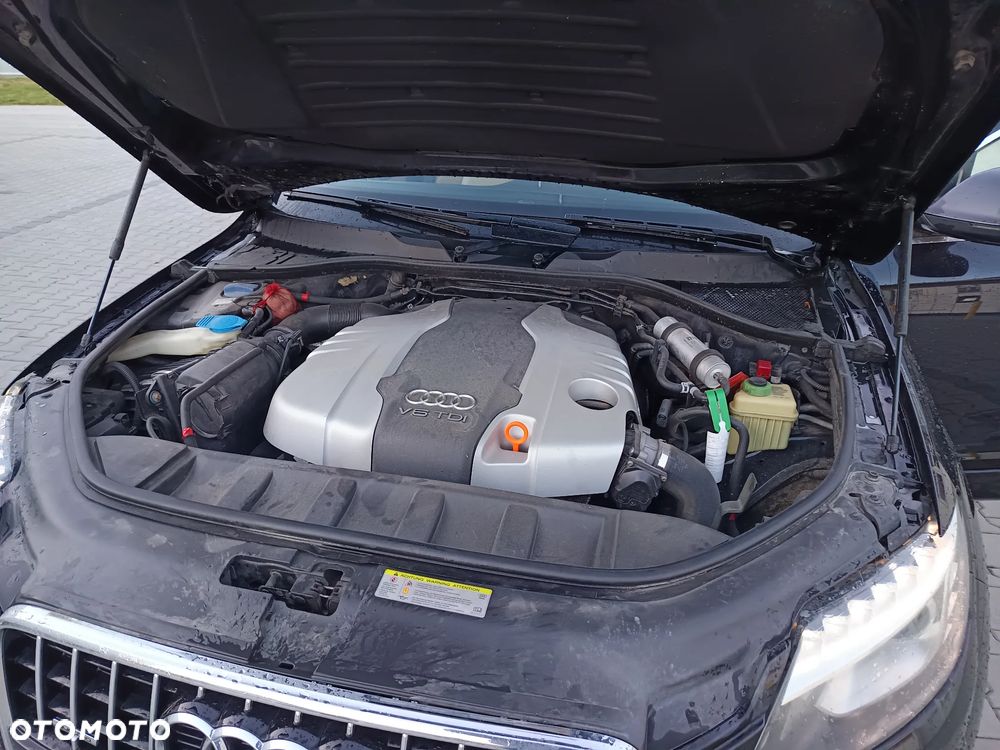 Audi Q7 3.0 TDI DPF Quattro Tiptronic - 11